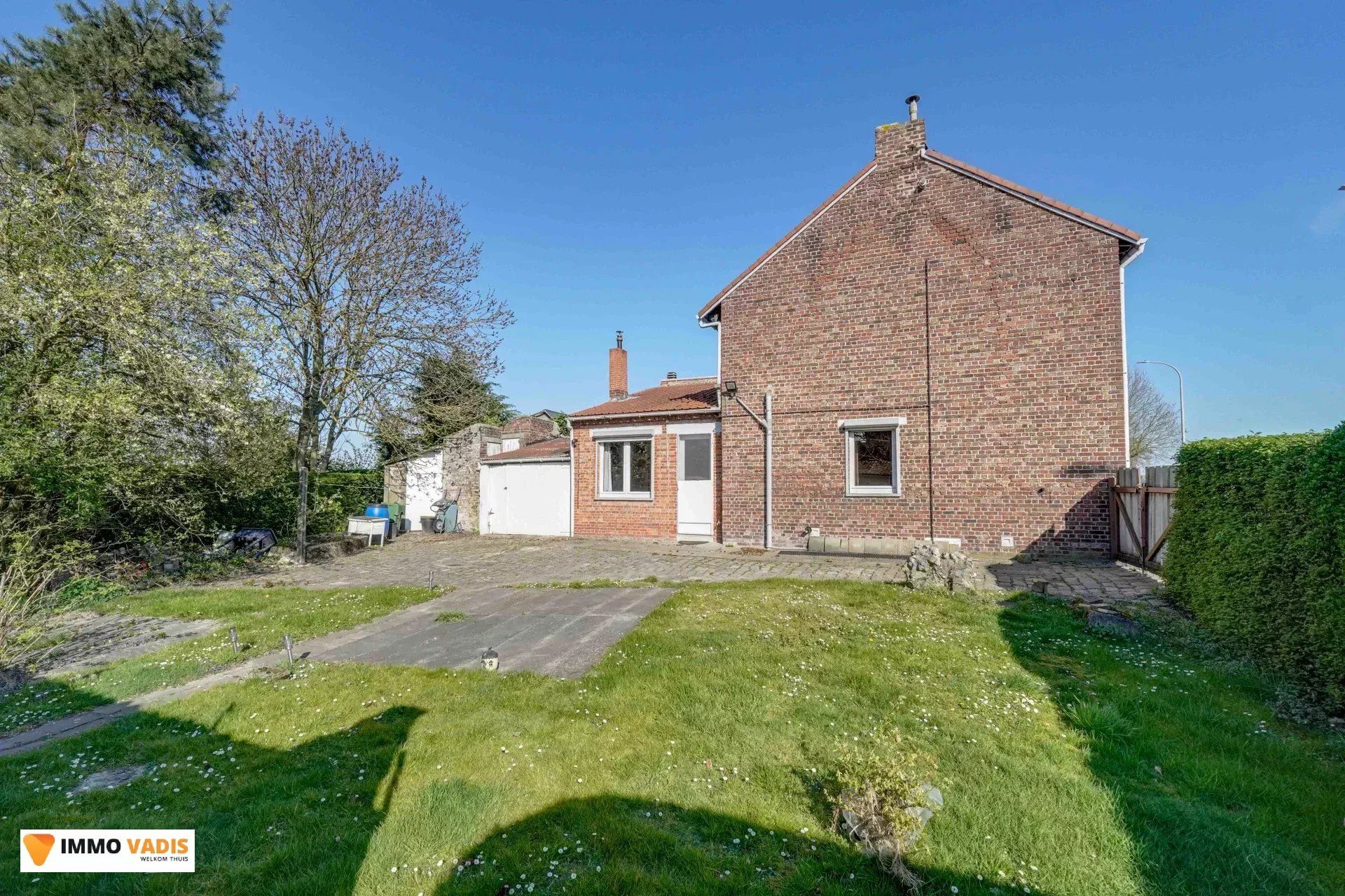 Woning met 4 slaapkamers en 2 tuinen foto 12