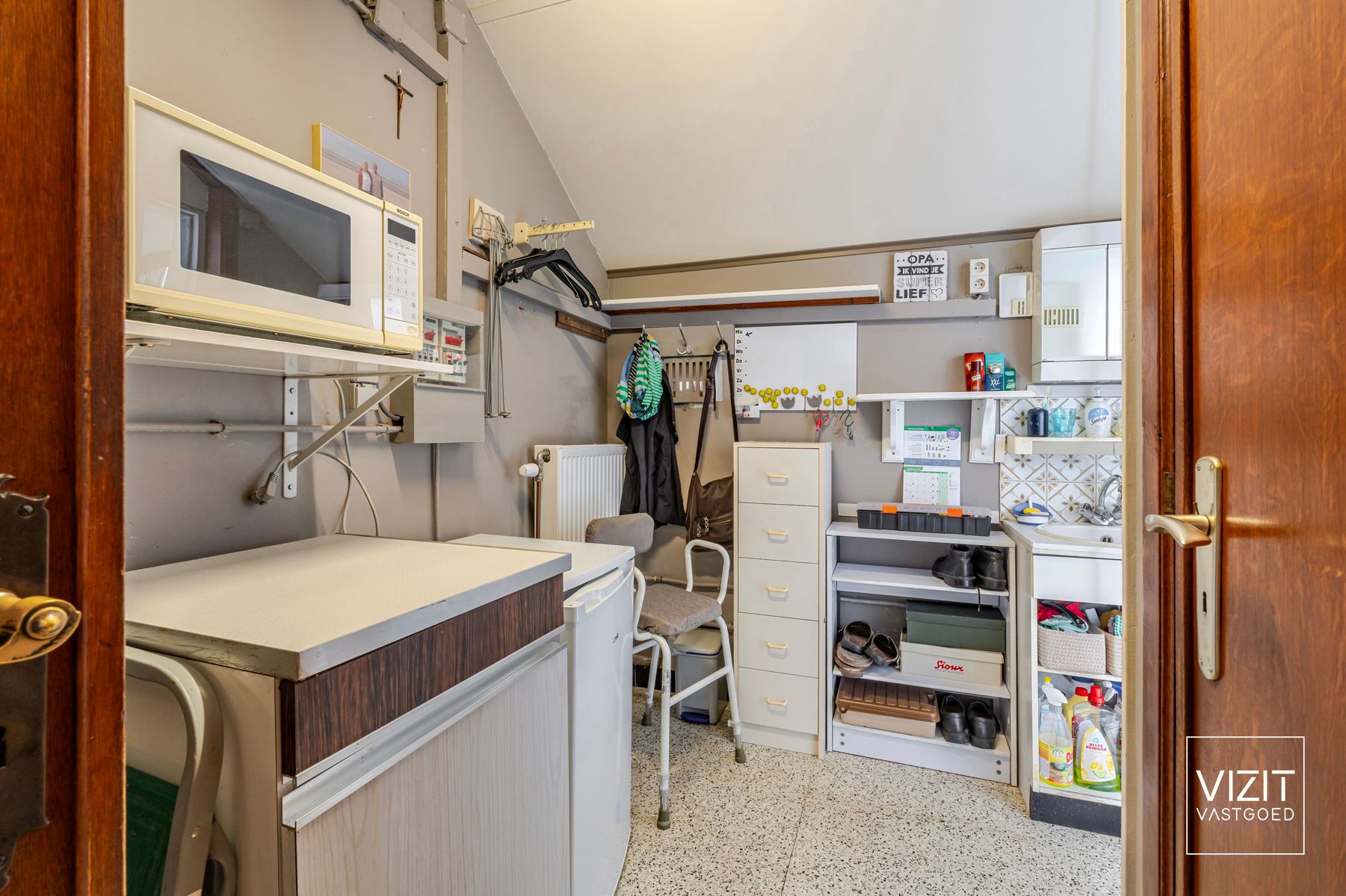 Ruime gezinswoning met tuin en garage in Denderhoutem foto 10