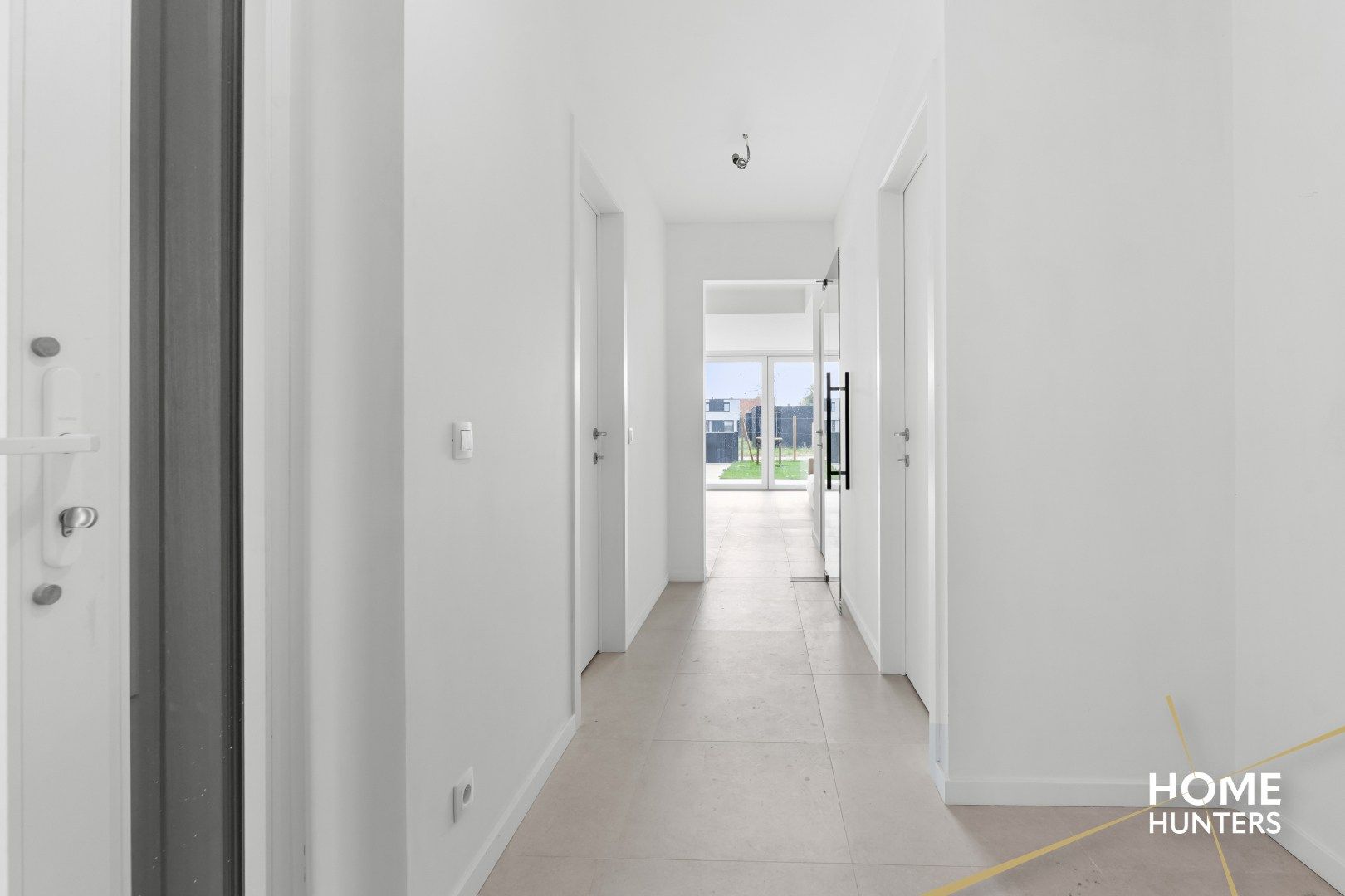 Energiezuinige eengezinswoning met carport, 2 slaapkamers en tuin foto 4