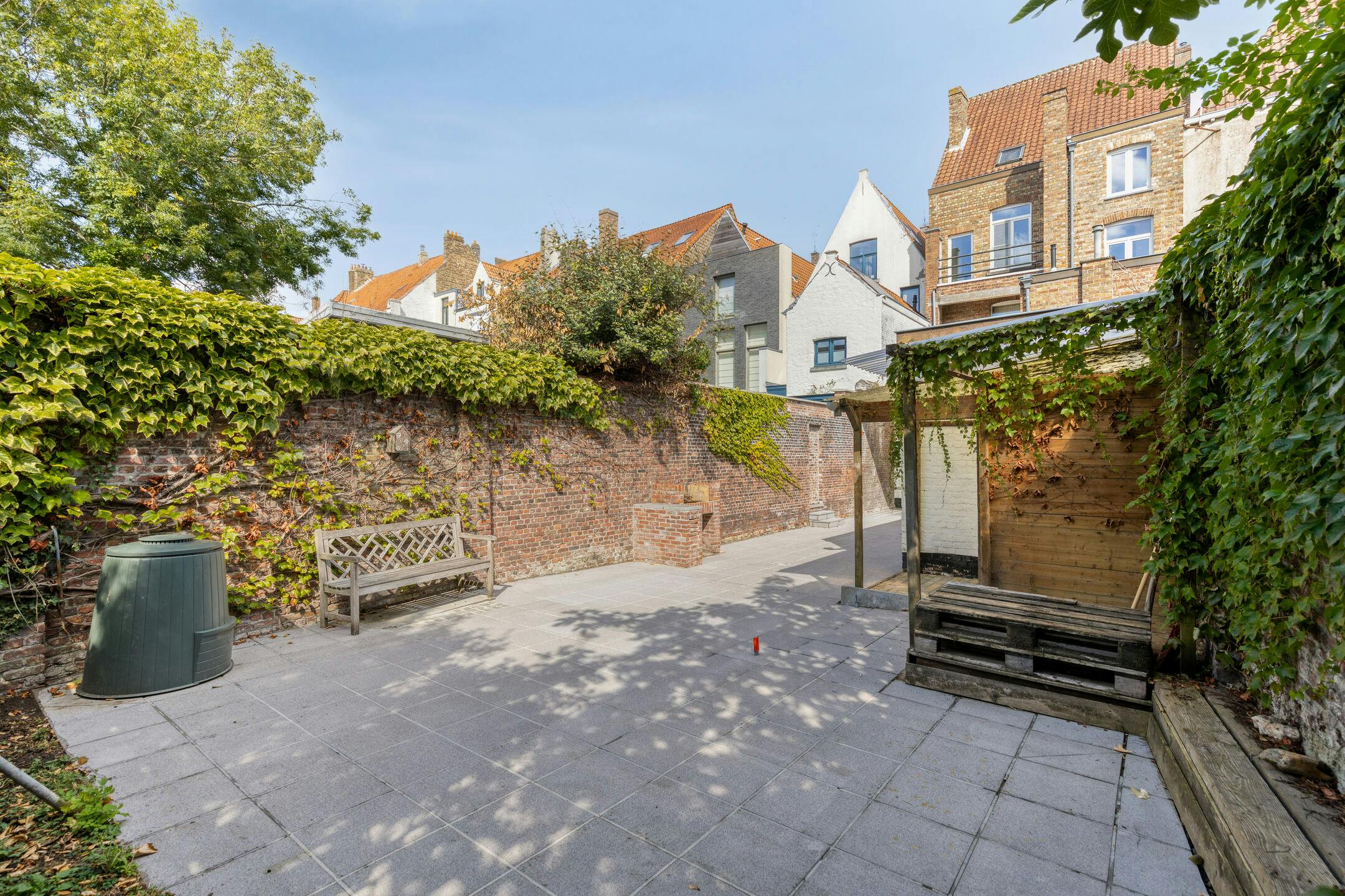 Prachtige herenwoning met 4 slaapkamers te koop in Brugge  foto 16