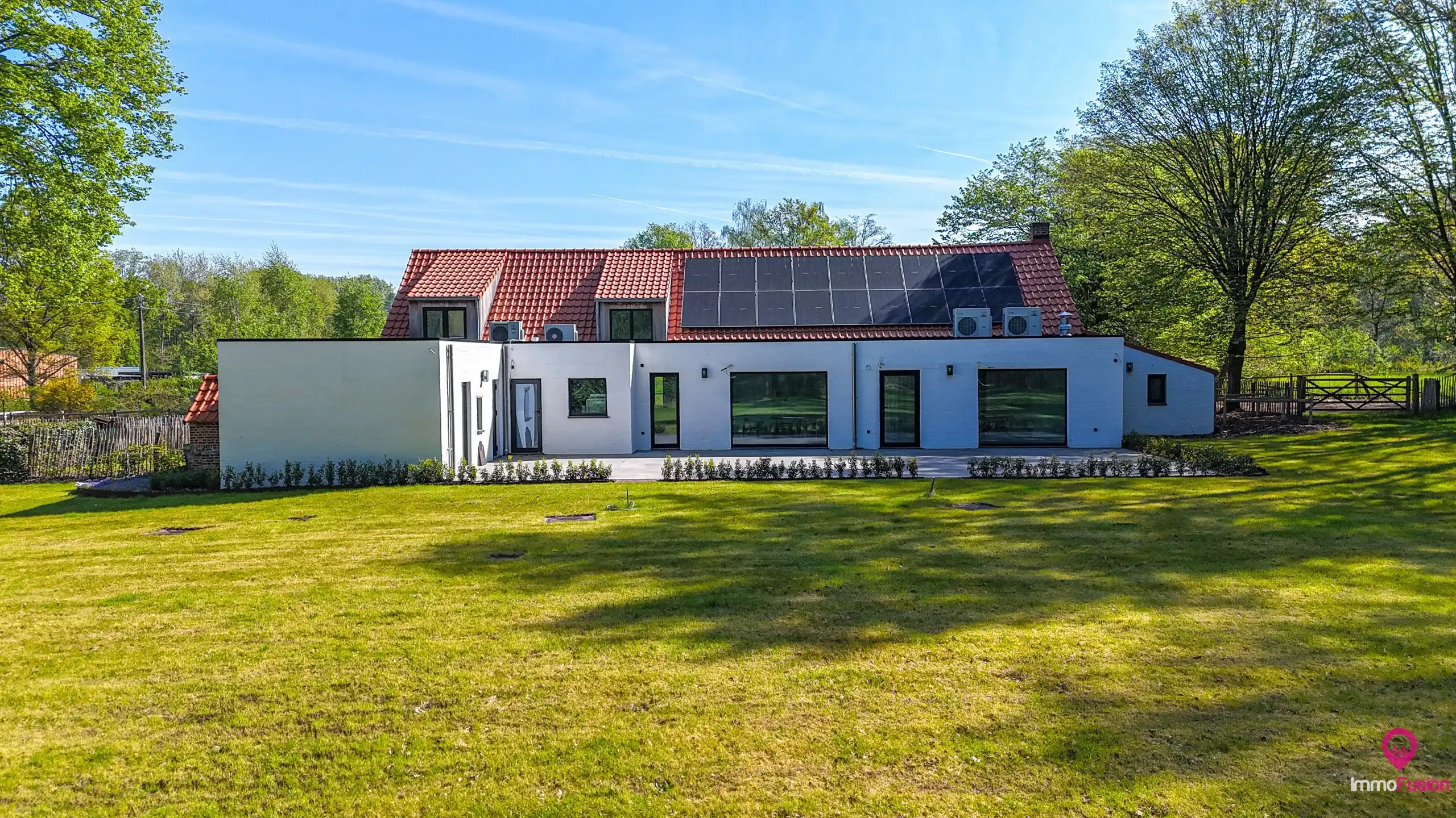 Multifunctioneel horecapand op een perceel van 1.9 hectare! foto 61