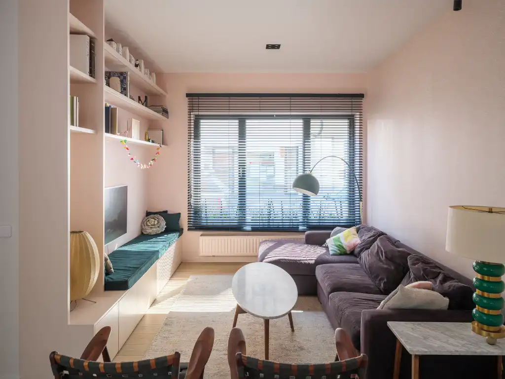Karaktervol gerenoveerde gezinswoning (232 m²) met onder meer vijf slaapkamers. foto 4