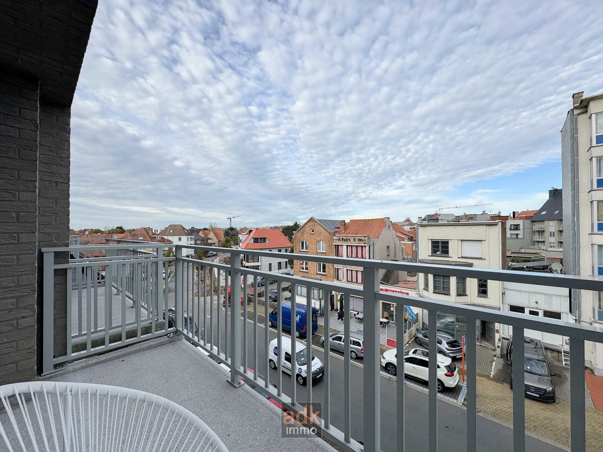 Koksijde | Ruime duplex met 4 slpk, 2 terrassen en dubbele garage foto 6
