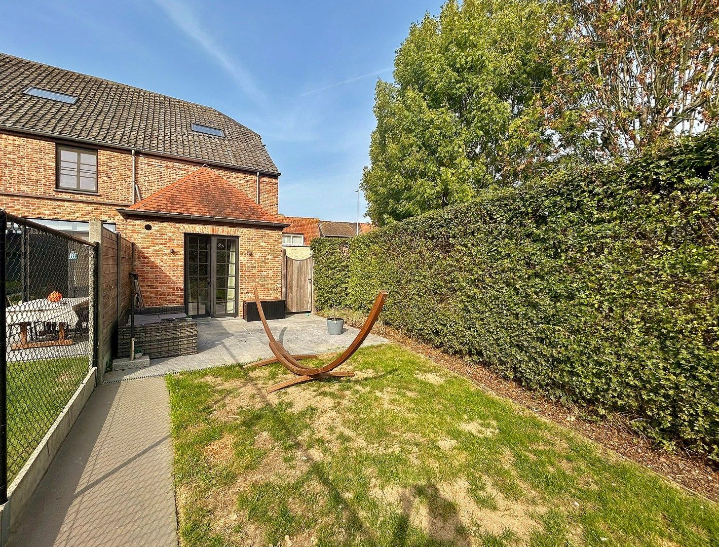 Prachtige instapklare nieuwbouwwoning met garage en tuin foto 14