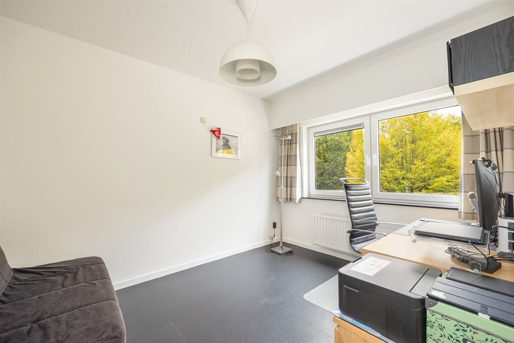 Energiezuininge woning in groene wijk foto 18