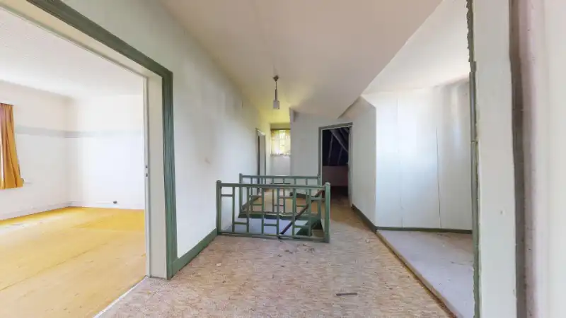 Charmante te renoveren hoeve van 300m² op 15 are foto 8