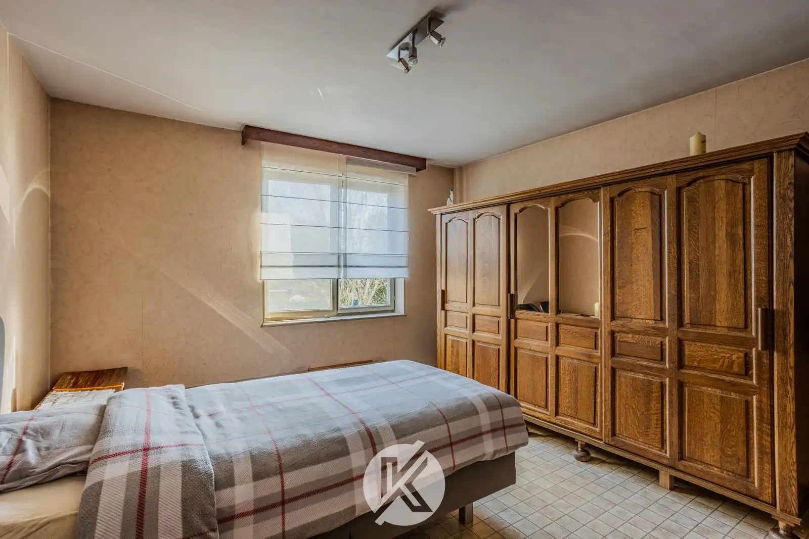 Ruime halfopen bebouwing op strategische locatie foto 22