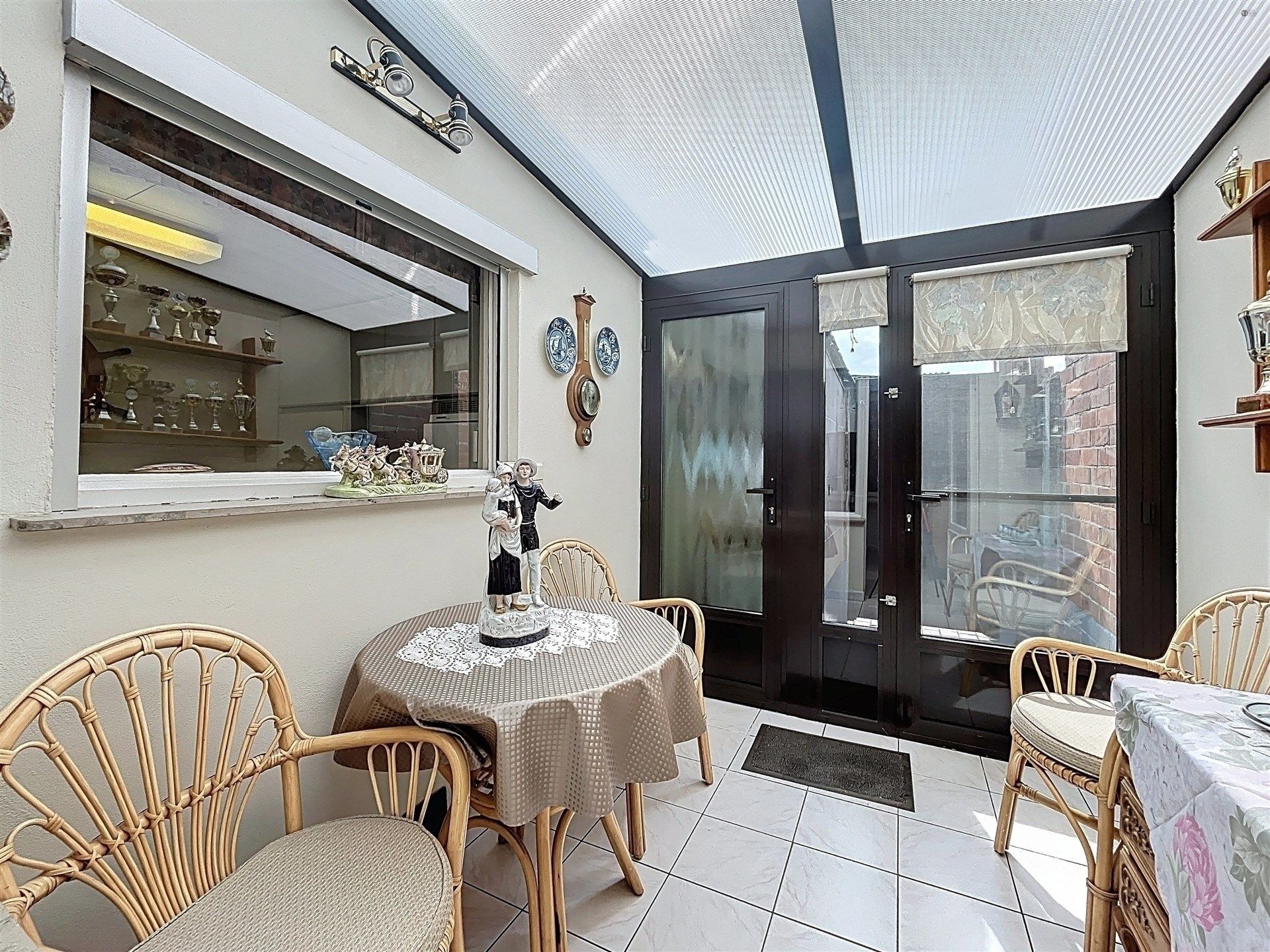 Ruime woning met aparte garage te Kieldrecht foto 7