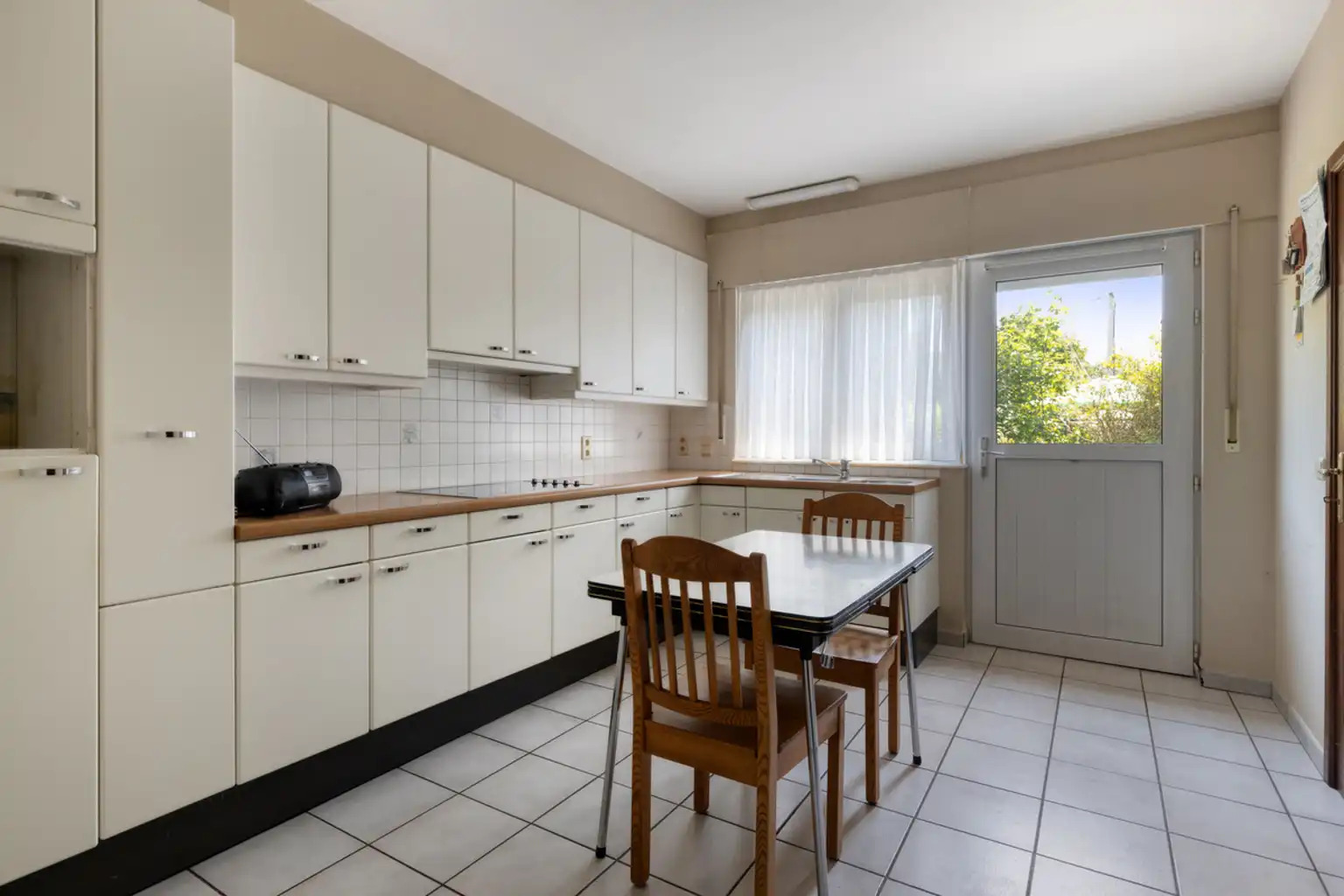 Instapklare bungalow met prachtige tuin  foto 8