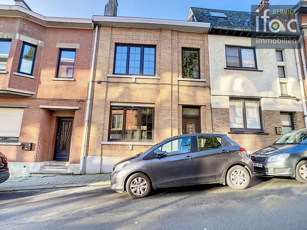 Hoofdfoto van de publicatie: Huis te koop