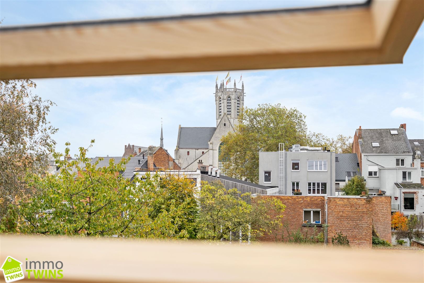 Gerenoveerde woning in het centrum van Dendermonde foto 14