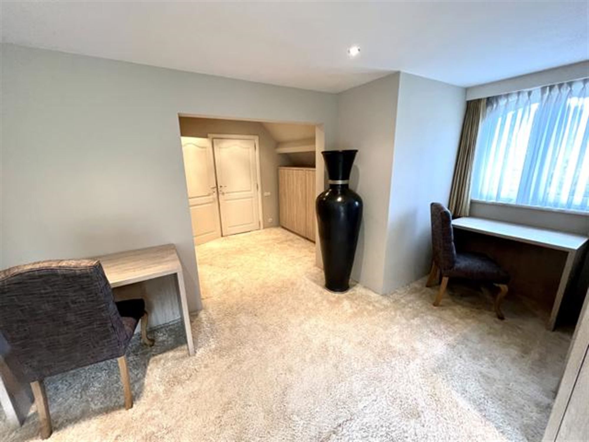 Prachtige villa met 9 slaapkamers en buitenzwembad foto 28