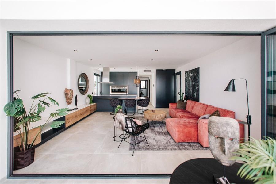 LUXE EN DESIGN APPARTEMENT NAAST DE GOLFCURSUS foto 5