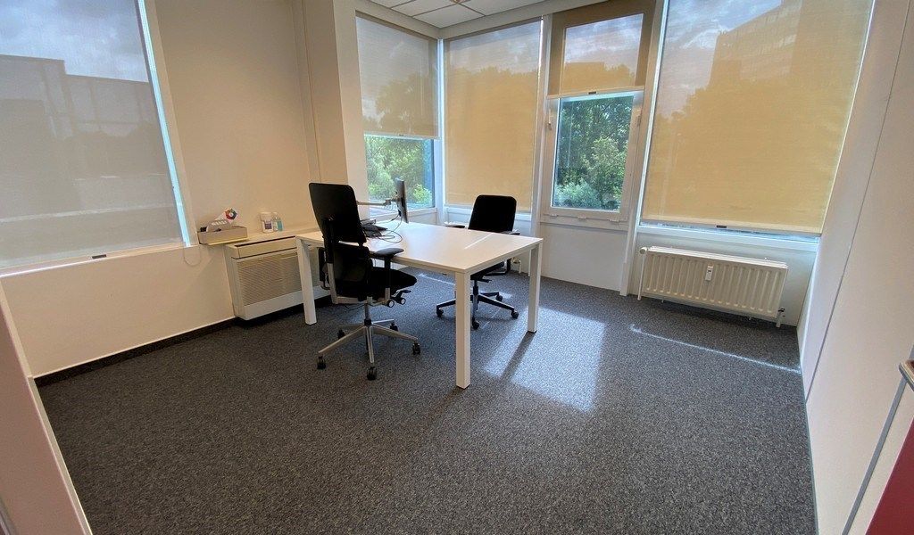 Burelen te huur in kantorencomplex Portalis aan E40 in Gent foto 13