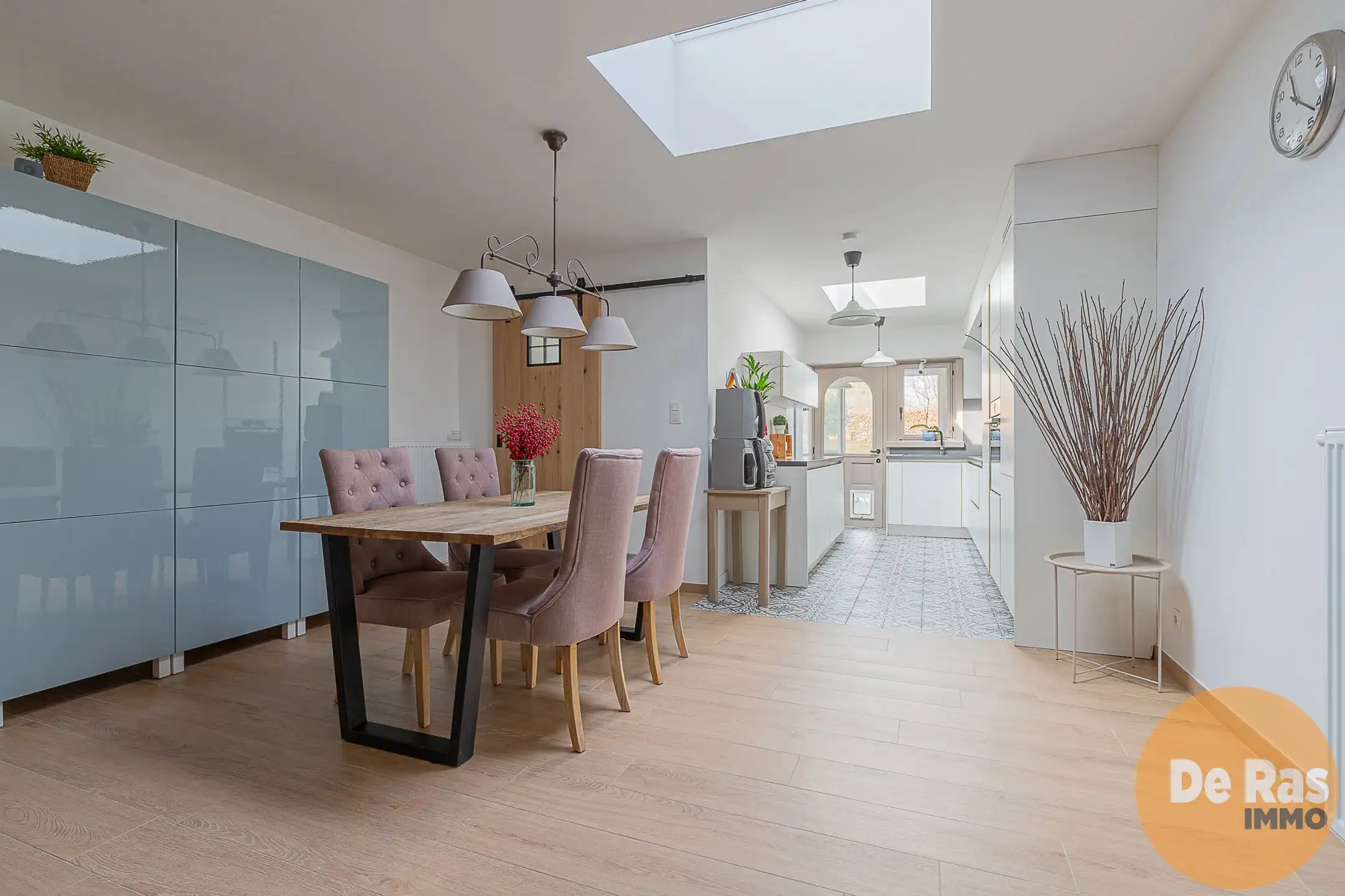 AALST – Kwalitatief gerenoveerde woning met 3 slpks en tuin foto {{pictureIndex}}