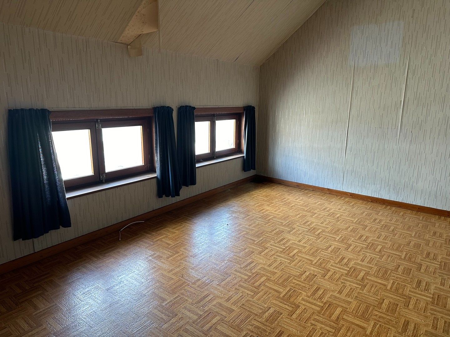 Te renoveren woning op 590m2 grond foto 9