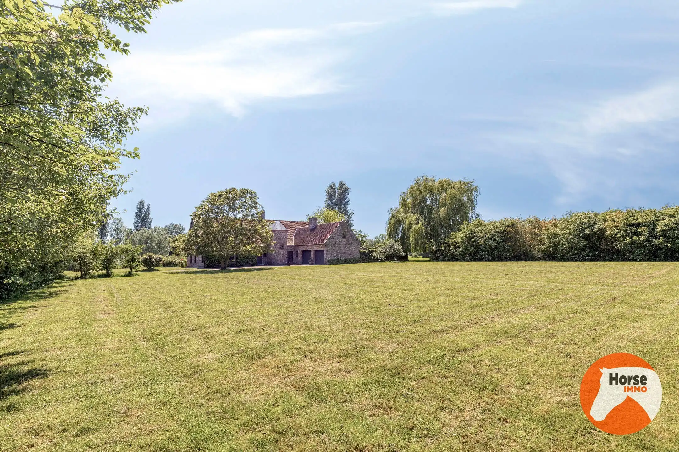 ROESELARE – Unieke villa met bijgebouwen op 4,7 ha foto 32