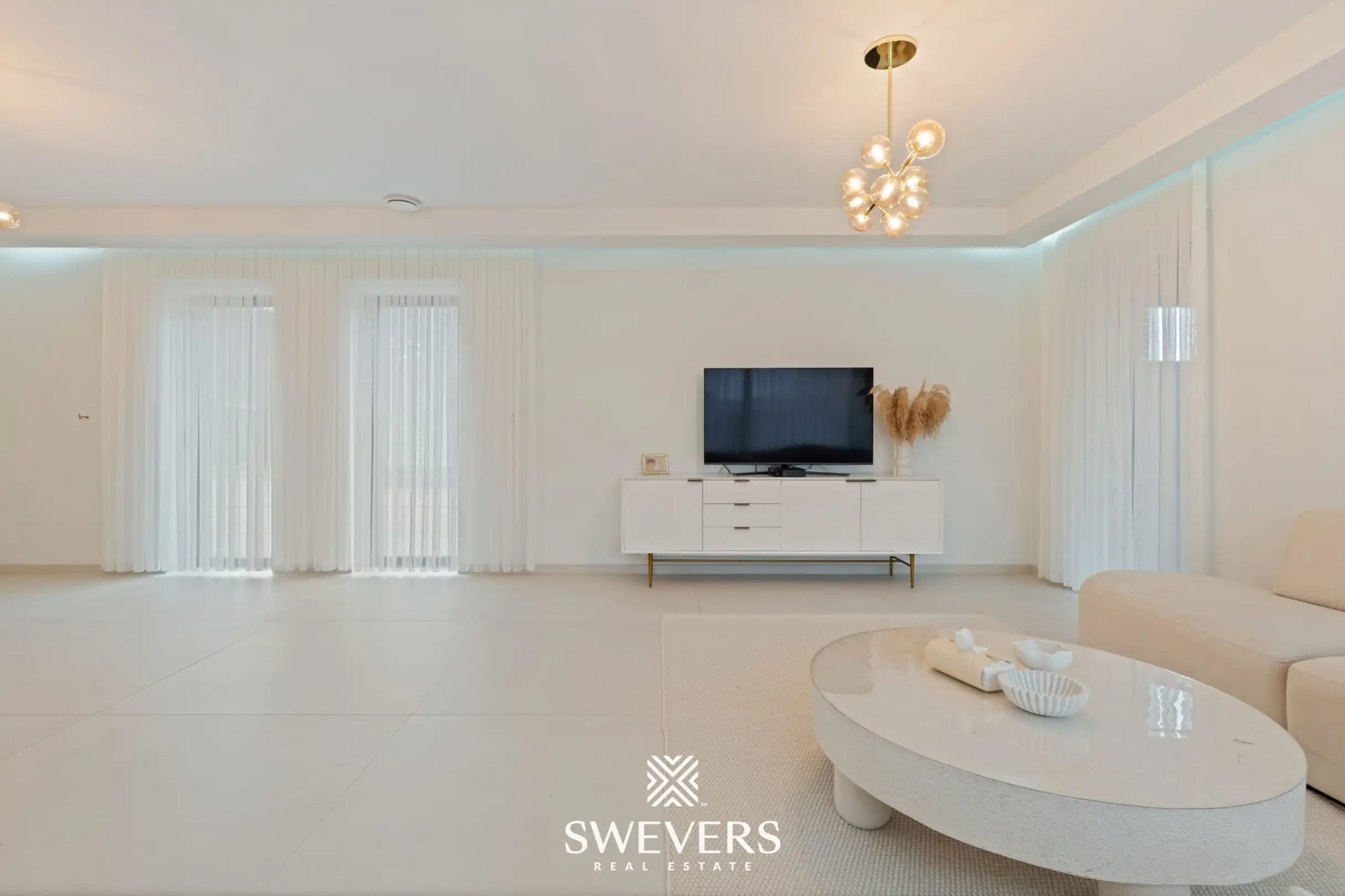 Instapklare, energiezuinige gezinswoning van 224m² te Beringen foto 4