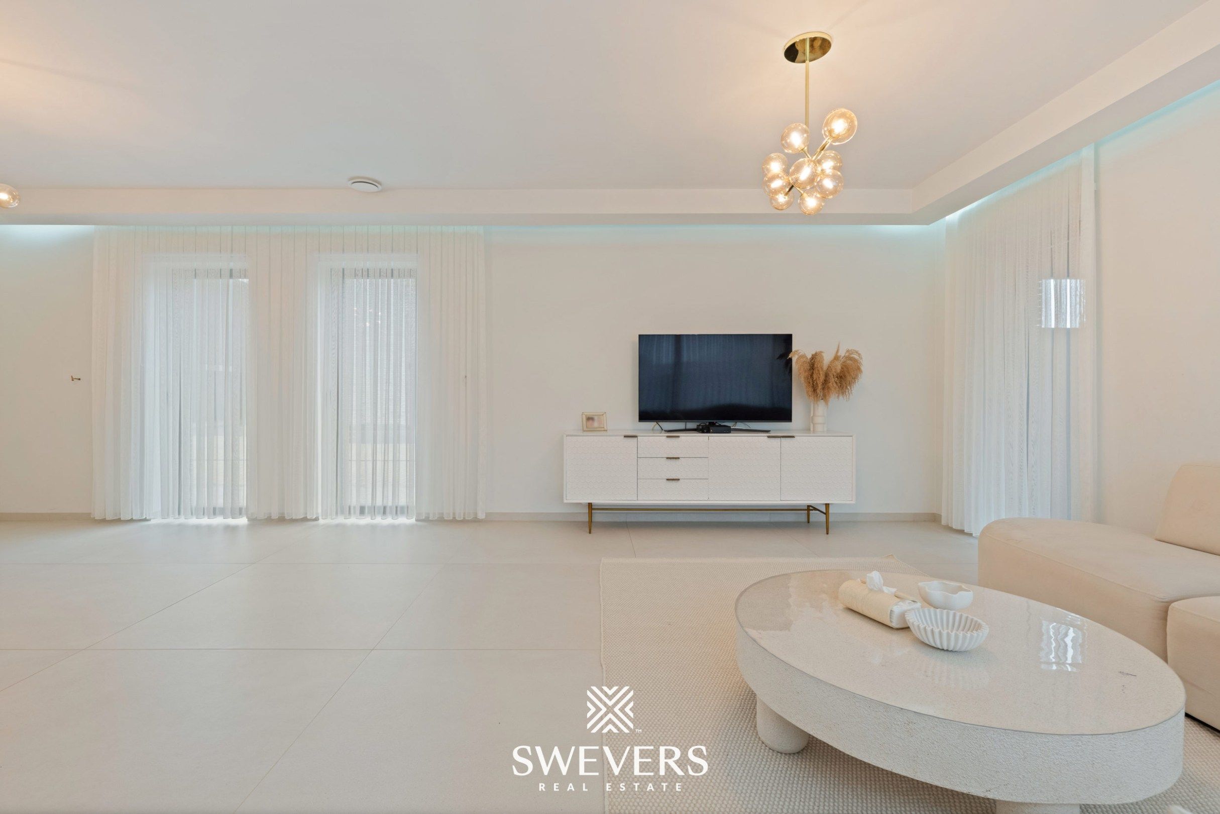 Instapklare, energiezuinige gezinswoning van 224m² te Beringen foto 4