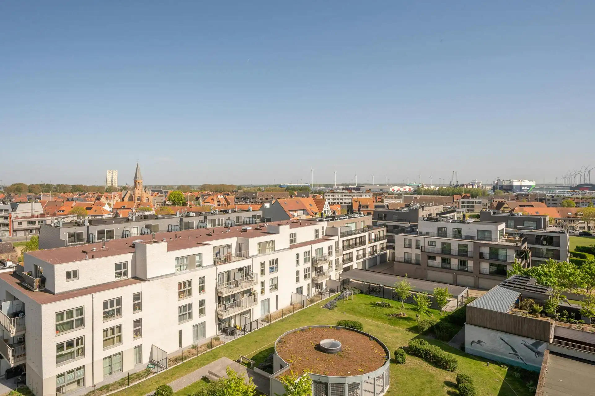 Ruim appartement met terras en zicht op jachthaven te koop foto 22