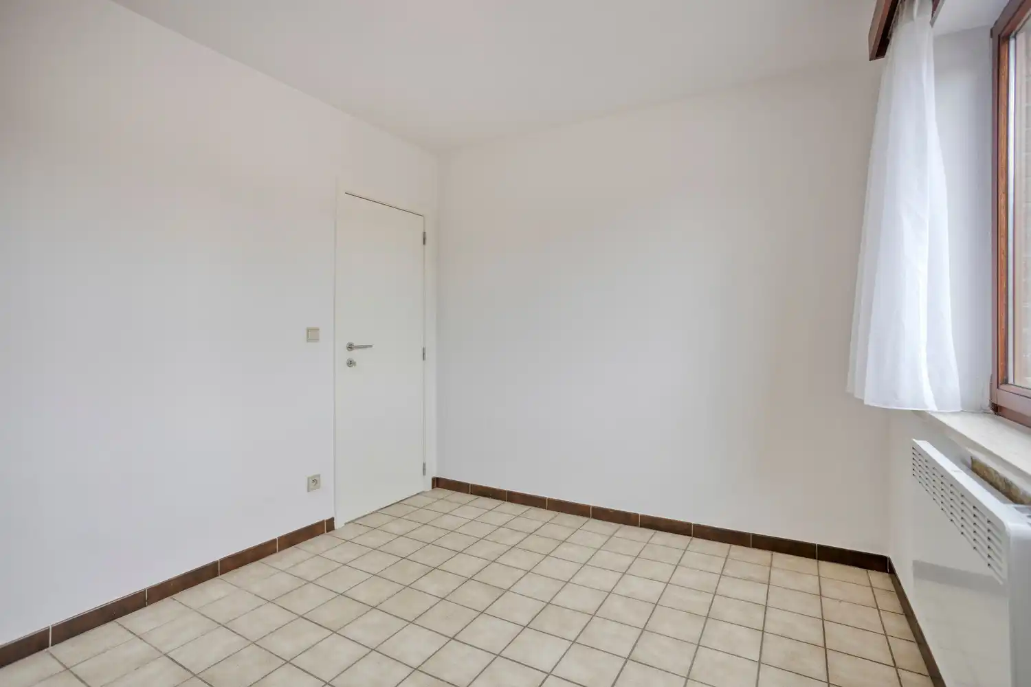 ZEER VERZORGDE STUDIO IN DIEST! foto 10