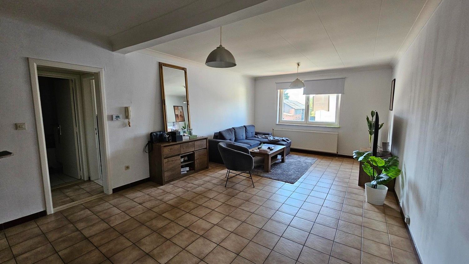 Appartement met 1 slaapkamer en autostaanplaats. foto 2