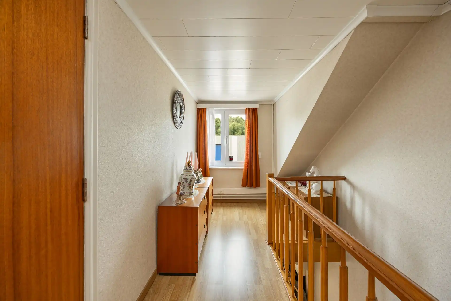 Te renoveren gezinswoning met tuin te Aartselaar! foto 17