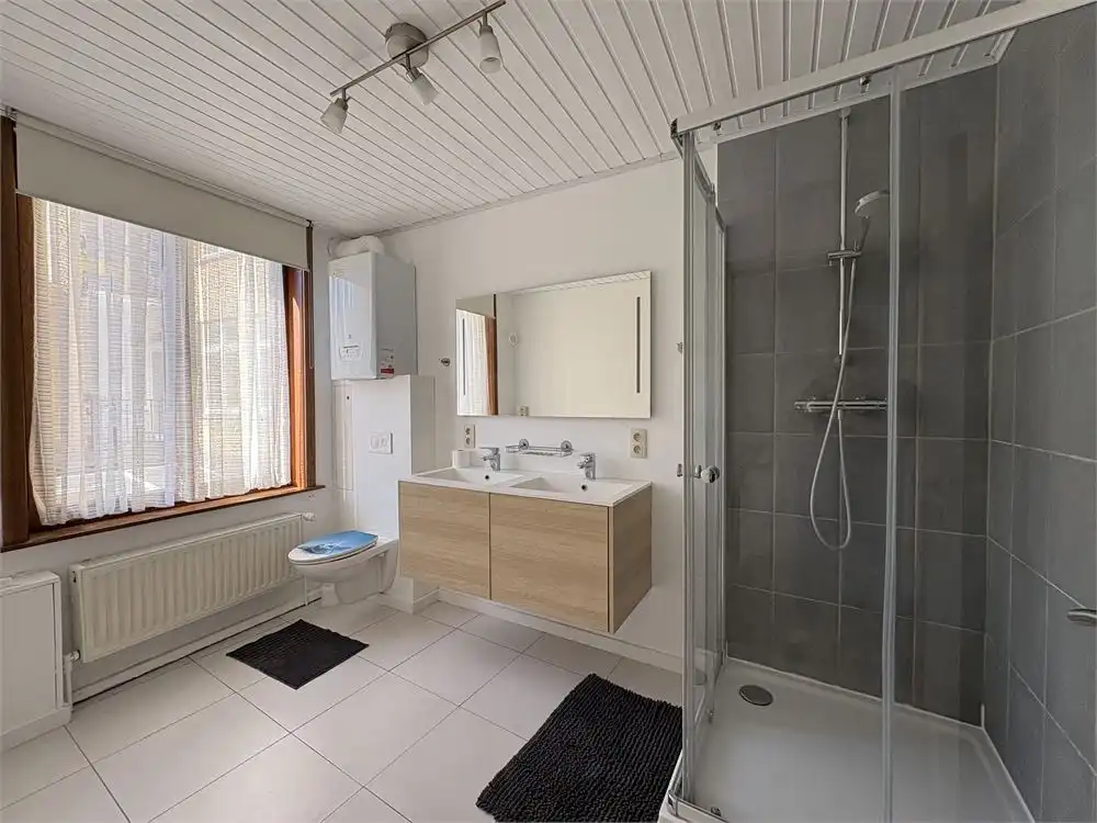 LICHTRIJKE WONING IN HET CENTRUM VAN BRUGGE foto 5