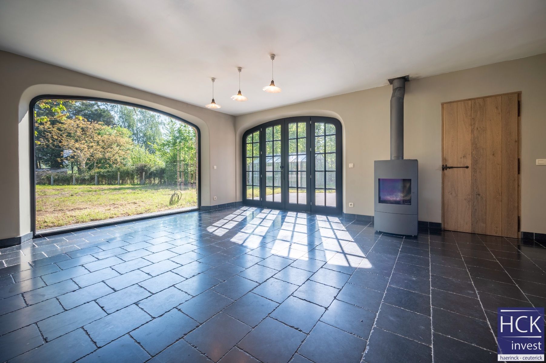 KRUISHOUTEM - Exclusieve landelijke woning met bijgebouwen, high-end afwerking!! foto 9