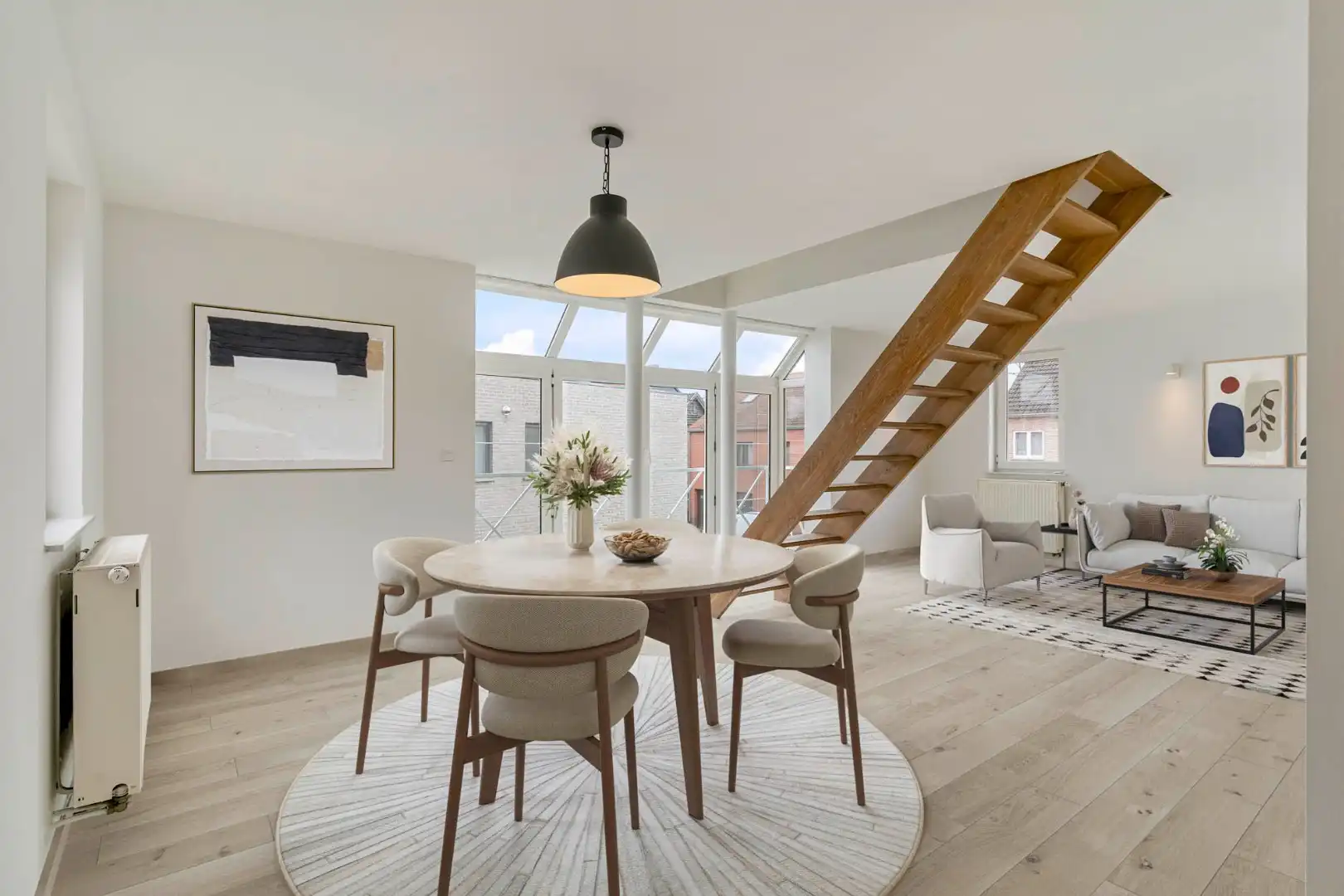 *** VERKOCHT *** Aangenaam duplexappartement met drie slaapkamers, autostandplaats en kelderberging foto 13