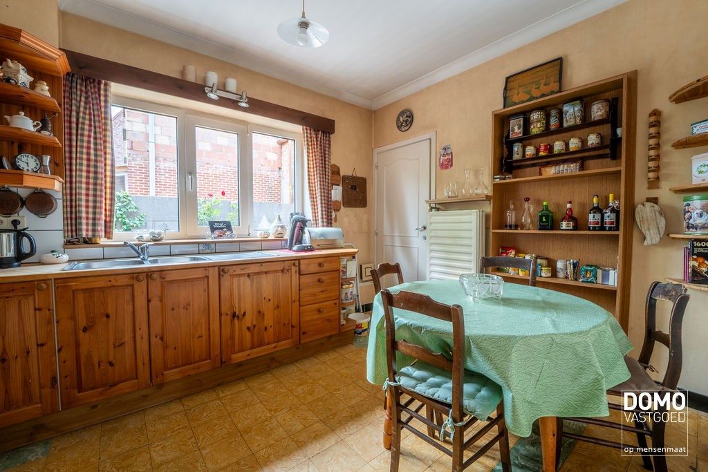 CHARMANTE TE RENOVEREN WONING MET 4 SLAAPKAMERS OP EEN PERCEEL VAN 13A TE HASSELT (KURINGEN) foto 6