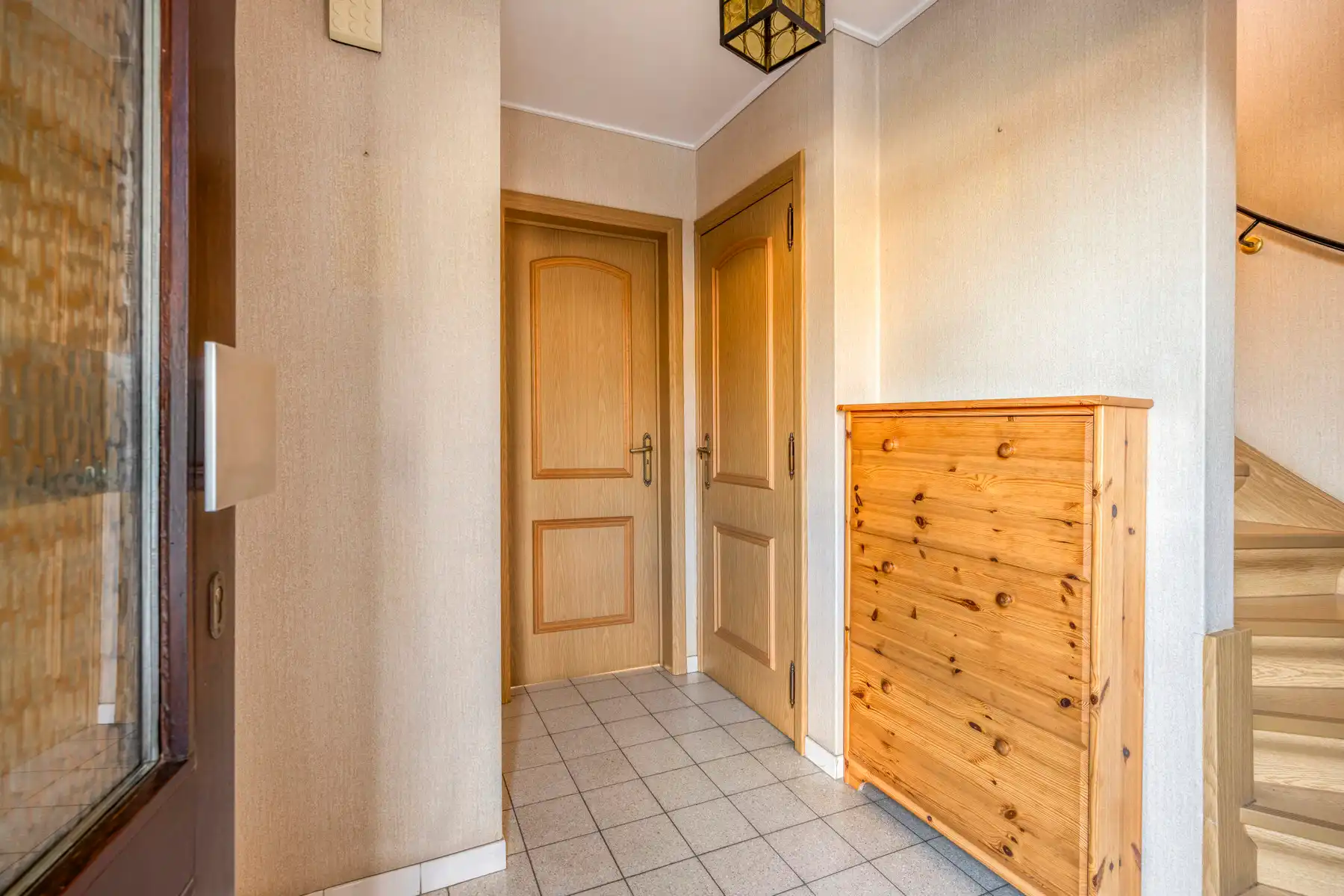 Rustig gelegen rijwoning met 3 slaapkamers foto 3