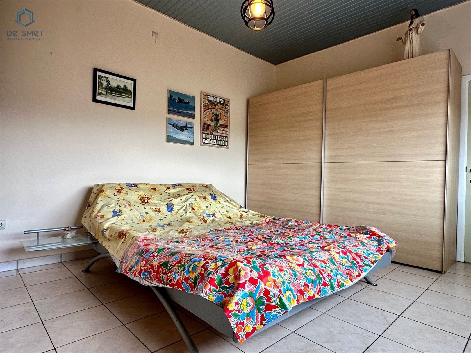 RUIME HALFOPEN BEBOUWING MET GARAGE EN TUIN foto 9