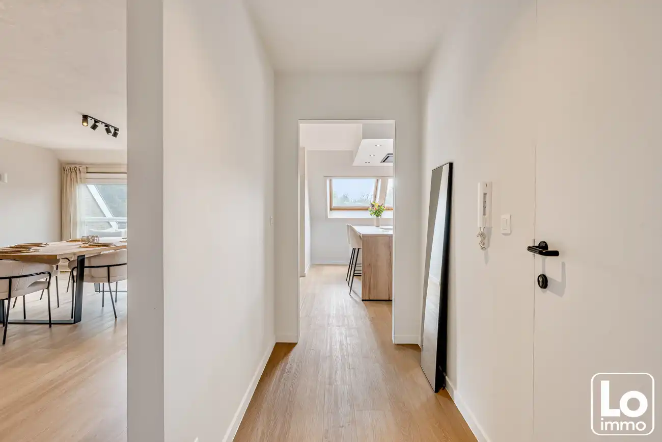 Prachtig gerenoveerd dakappartement van 110m² en zuid gericht terras (5m²) foto 13