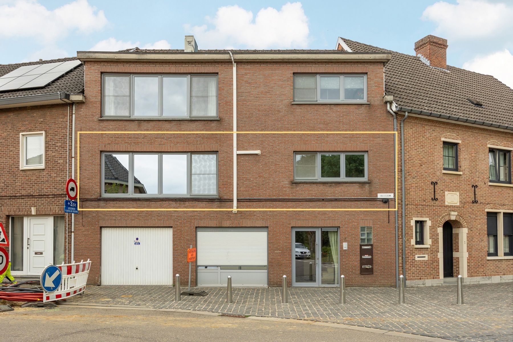 Appartement te koop foto {{pictureIndex}}