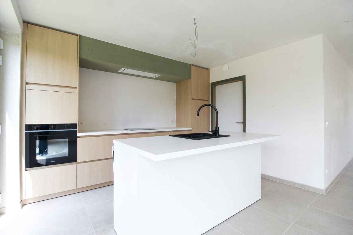Laatste instapklare nieuwbouwwoning te Wevelgem foto 8