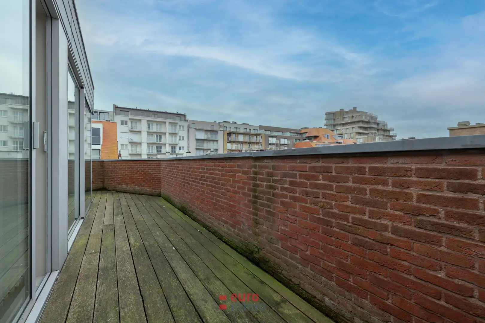 Uitermate lichtrijke penthouse midden in de winkelstraat! foto 13