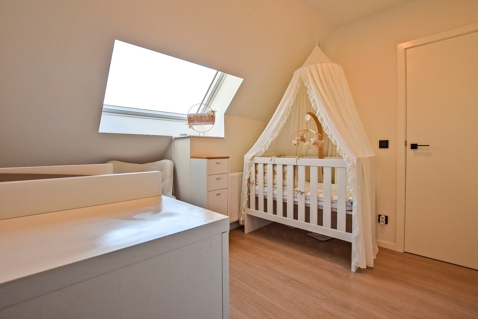 Gerenoveerde energiezuinige woning, centrum Veurne. foto 11
