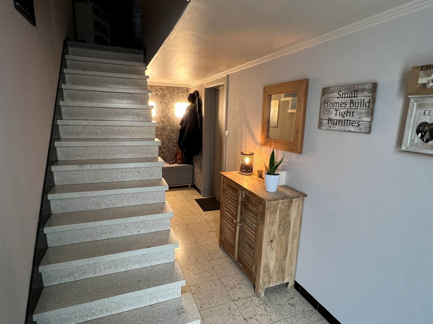 Instapklare Bel-étage woning met 3 slaapkamers, garage en tuin foto 6