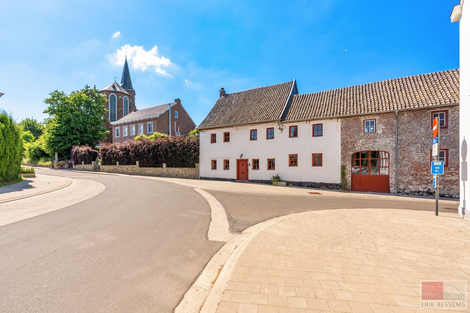 Prachtige authentieke halfvrijstaande woning uit 1800, gelegen op een perceel van 325 m² in het idyllische Teuven. foto 30