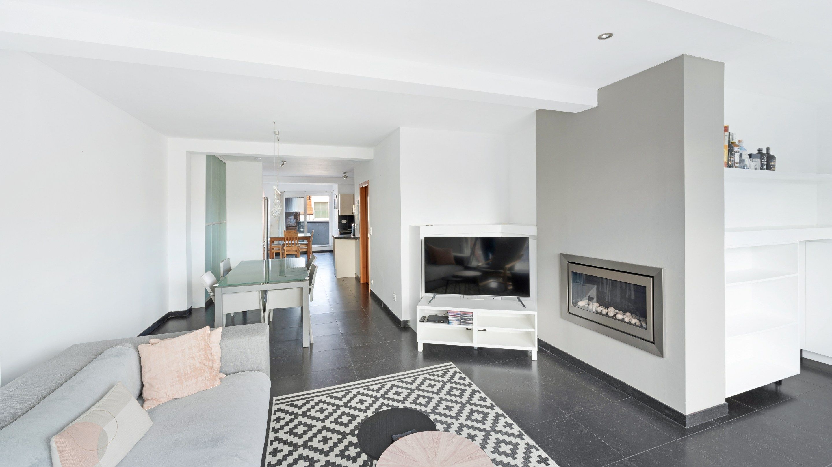 Ruim duplex appartement met zonnige terrassen in hartje Knokke foto 2
