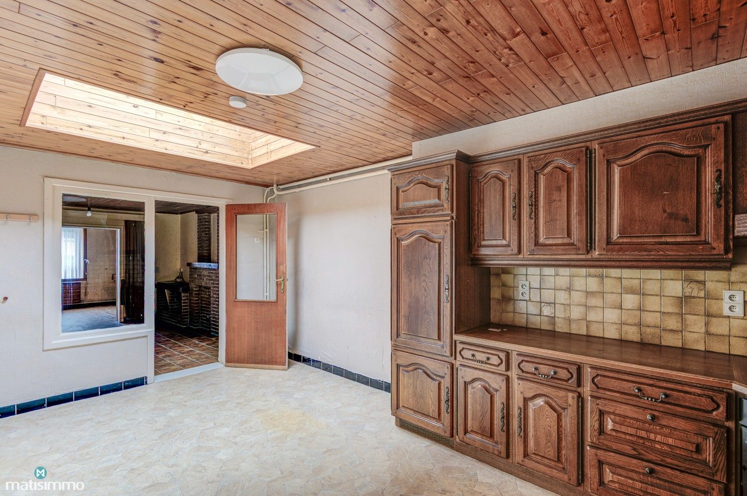 GEZINSWONING MET RUIME TUIN EN DRIE SLAAPKAMERS IN MARTENSLINDE foto 12