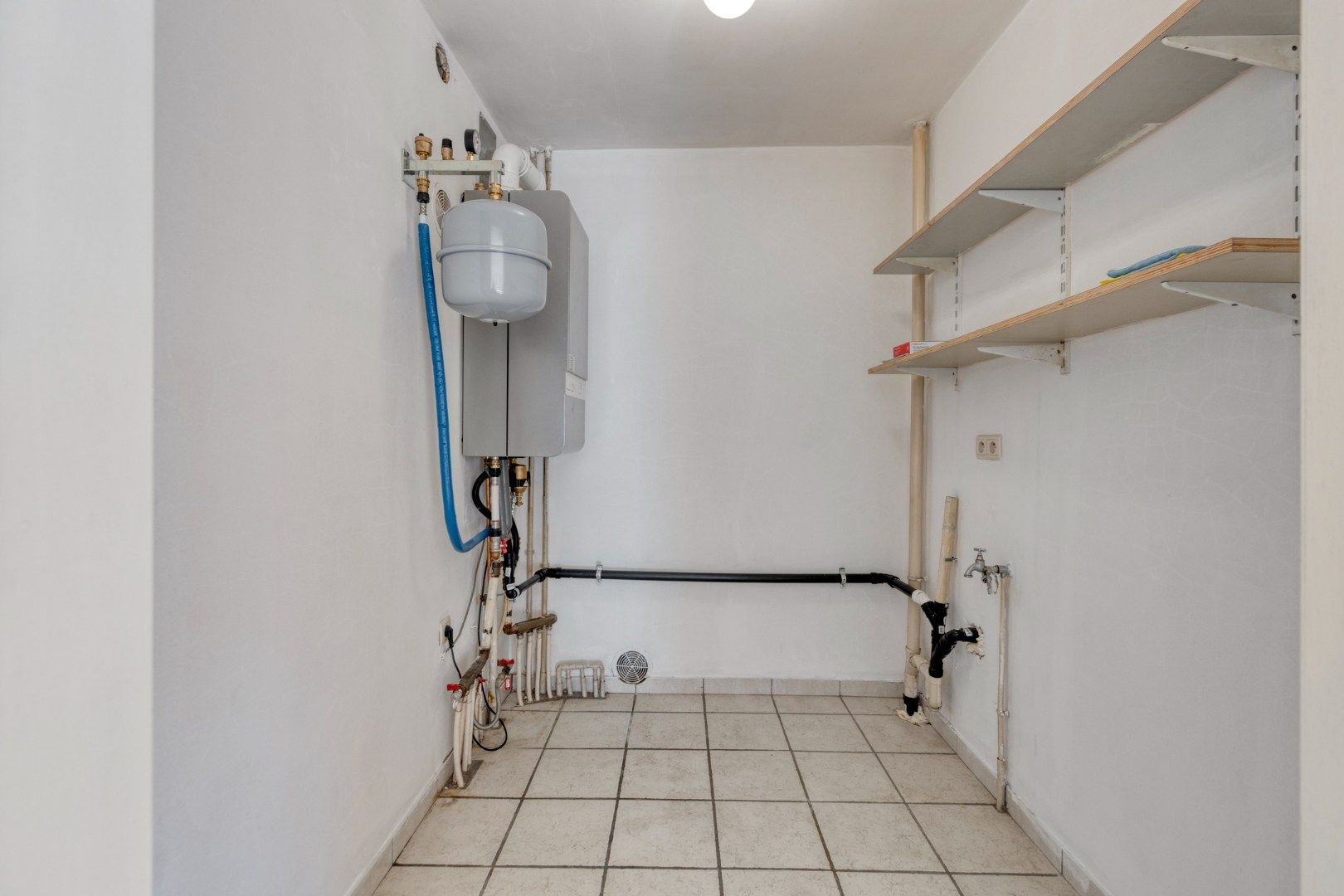 Appartement met 2 slaapkamers en garage nabij het centrum van Mol ! foto 16