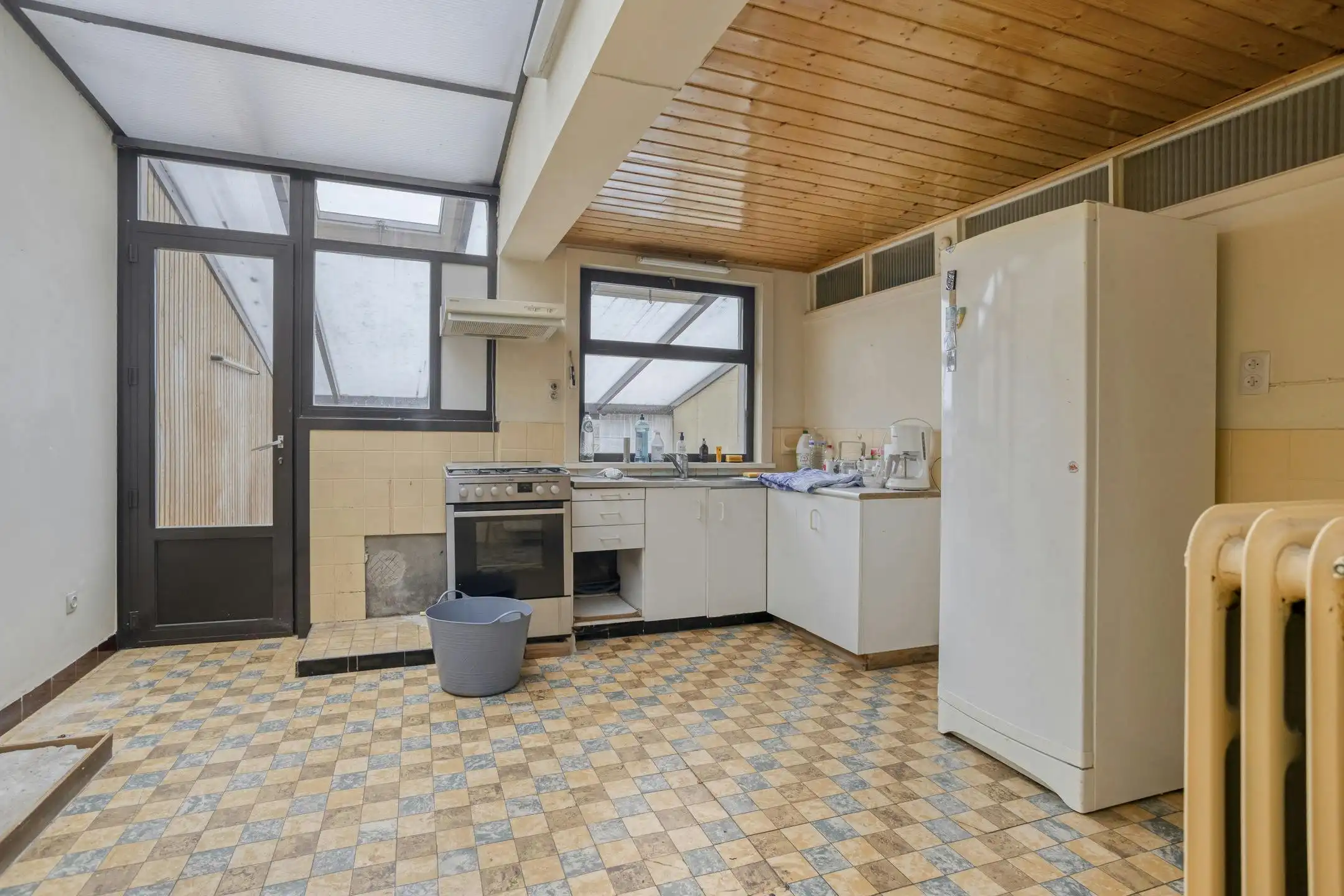 Huis met ruime zongerichte tuin te koop in centrum Knokke foto 7