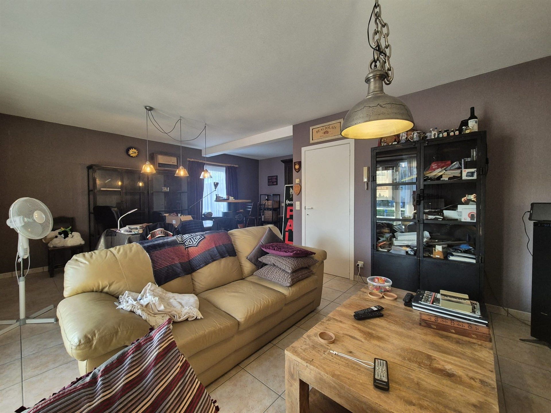 Ruim appartement met garage gelegen op het eerste verdiep vlakbij de Warande. foto 4