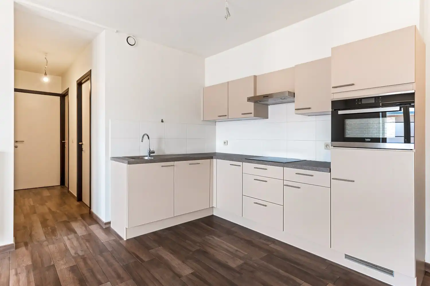 Instapklaar appartement met 2 slaapkamers! foto 7