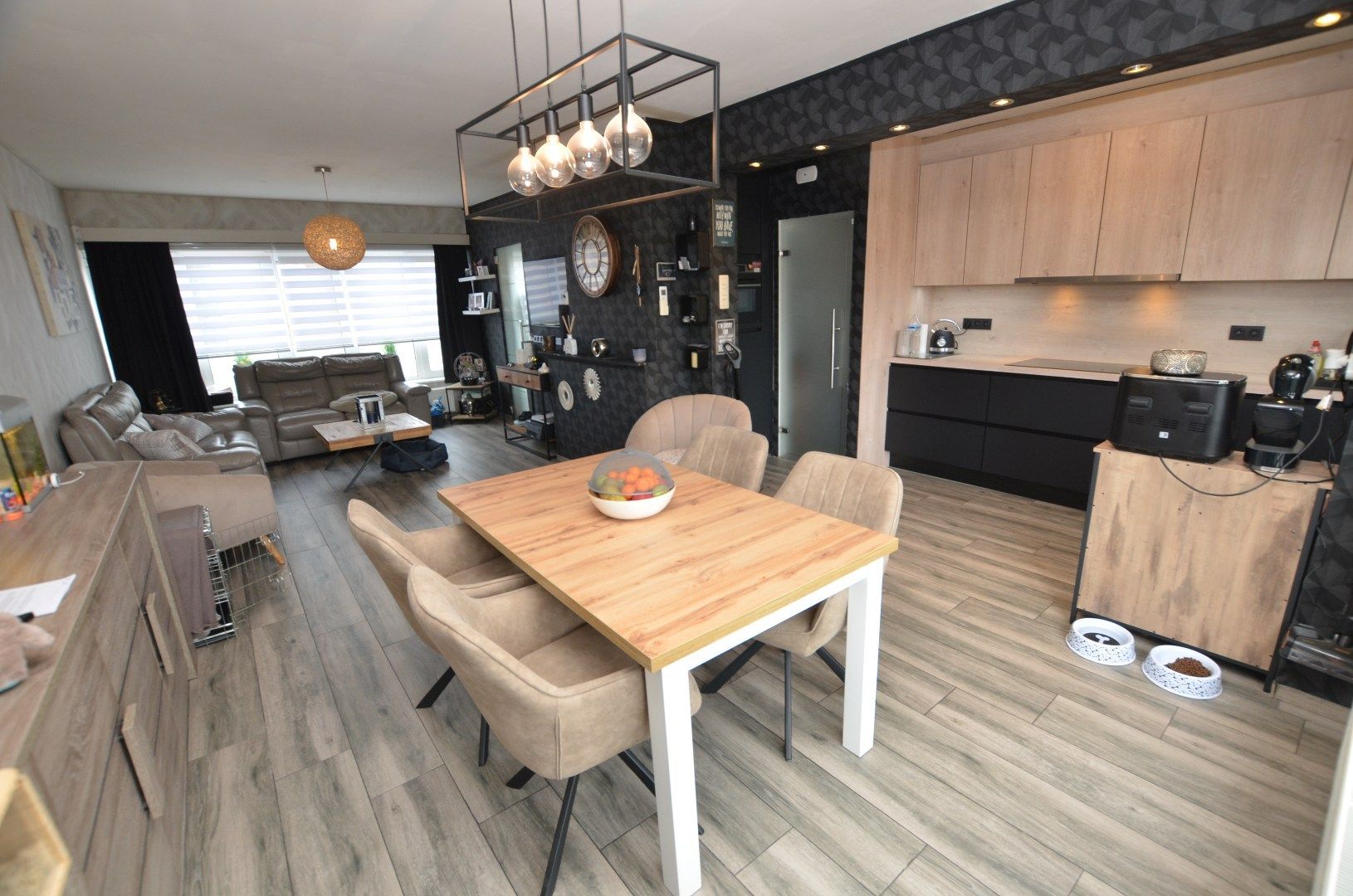 Instapklare bel-etage met zonnige tuin foto 4