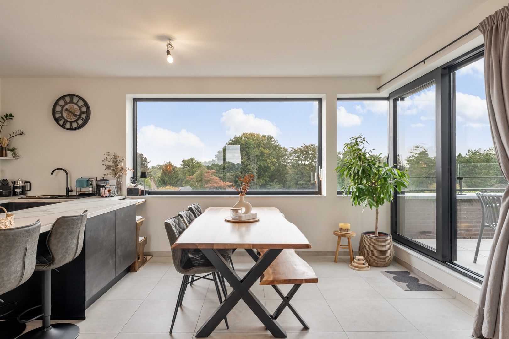 Modern & instapklaar appartement in Heusden-Zolder foto 3