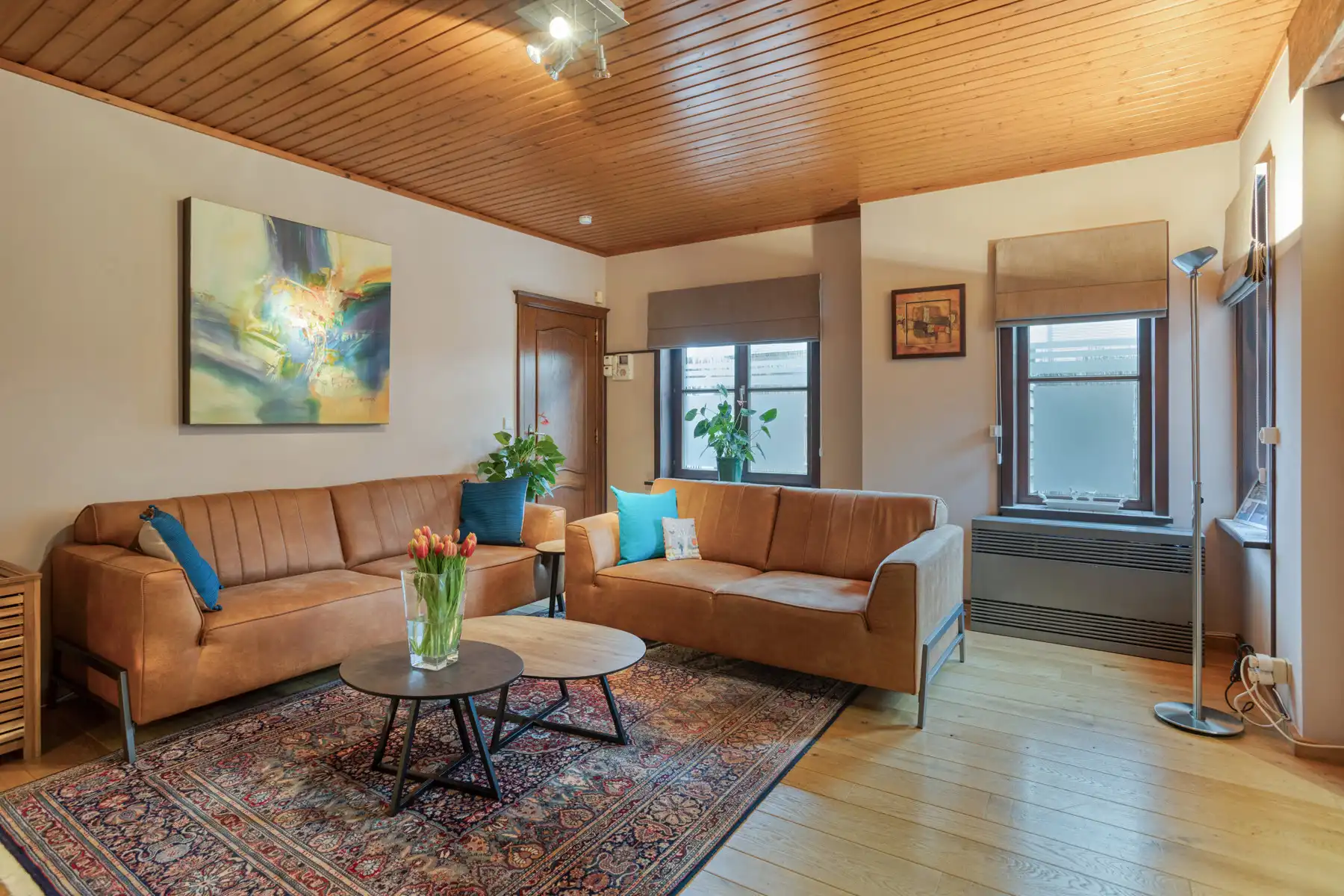 Halfopen met grote slaapkamers en zuidgerichte tuin foto 5