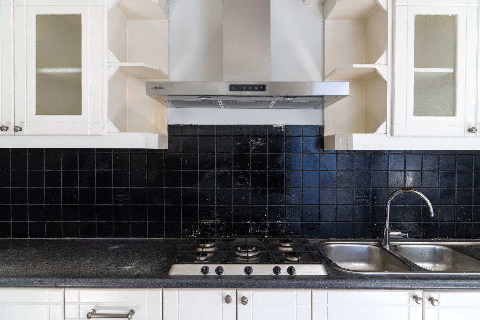 Woning met 4 slpk en 2 badkamers foto 4